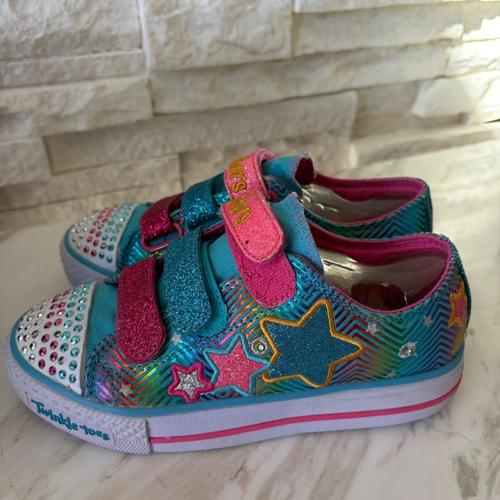 Brand New Skechers Girls' Light-Up Sneakers in Teal & Pink